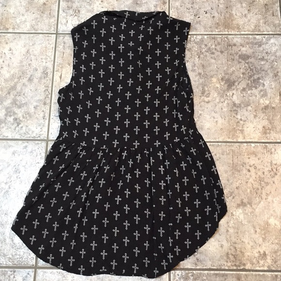 *3 FOR $15* Forever 21 High Low Button Up Blouse - Picture 5 of 6